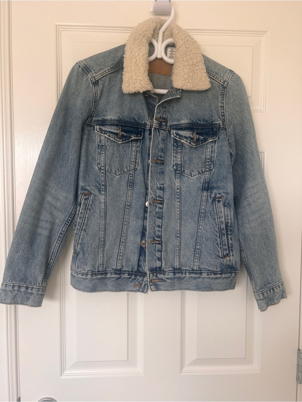 Denim Sherpa-Lined Women’s Jacket - Light Blue